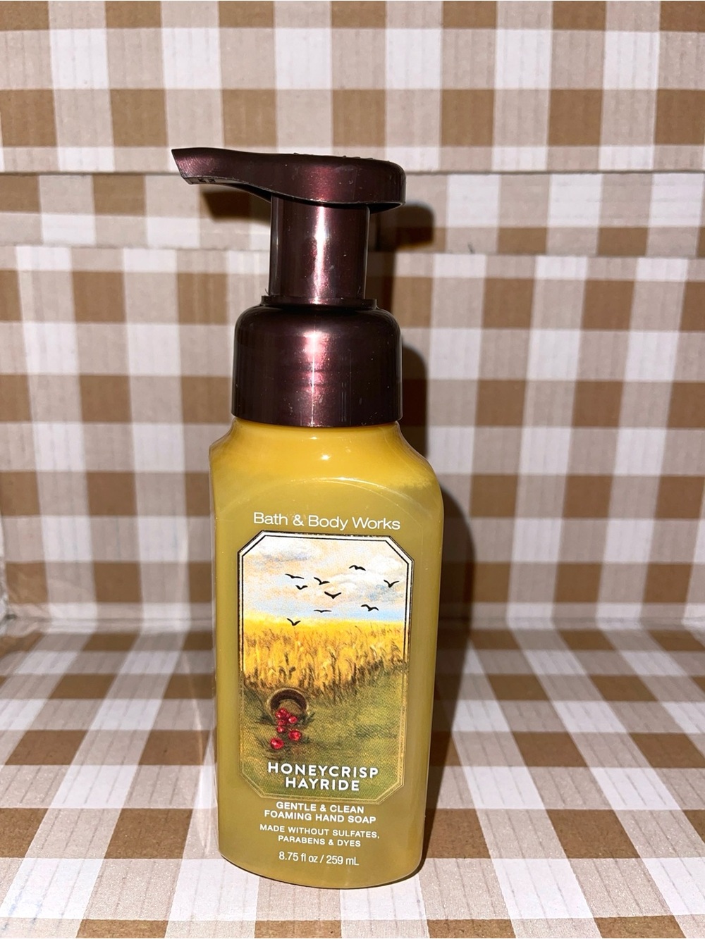 BATH & BODY WORKS HONEYCRISP HAYRIDE GENTLE FOAMING HAND SOAP